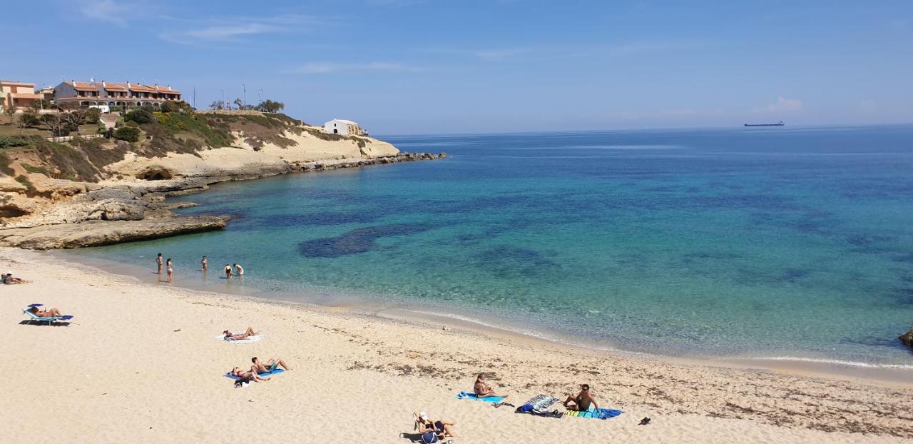 Suite Guesthouse A Pochi Passi Dal Mare ساساري المظهر الخارجي الصورة