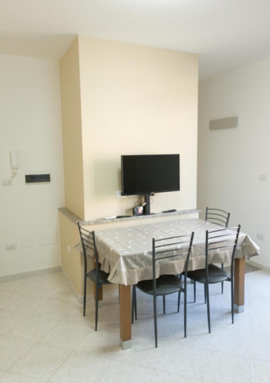 Suite Guesthouse A Pochi Passi Dal Mare ساساري المظهر الخارجي الصورة