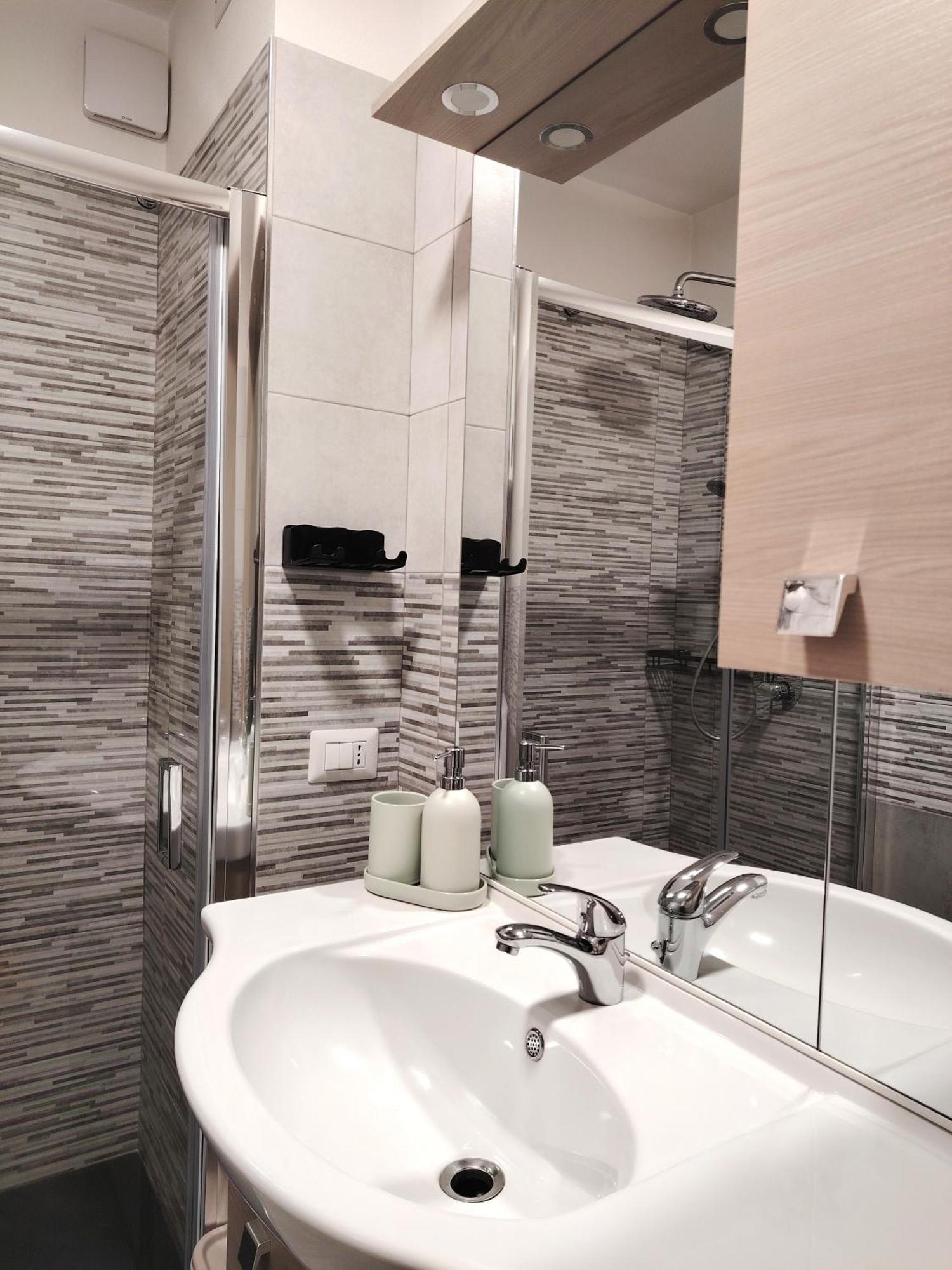 Suite Guesthouse A Pochi Passi Dal Mare ساساري المظهر الخارجي الصورة
